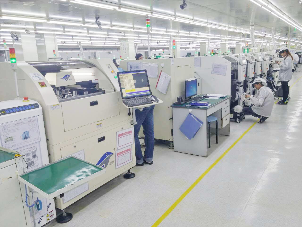 SMT换料接料现场
